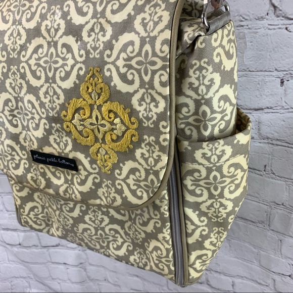 Petunia Pickle Bottom diaper bag/ backpack - Picture 5 of 11